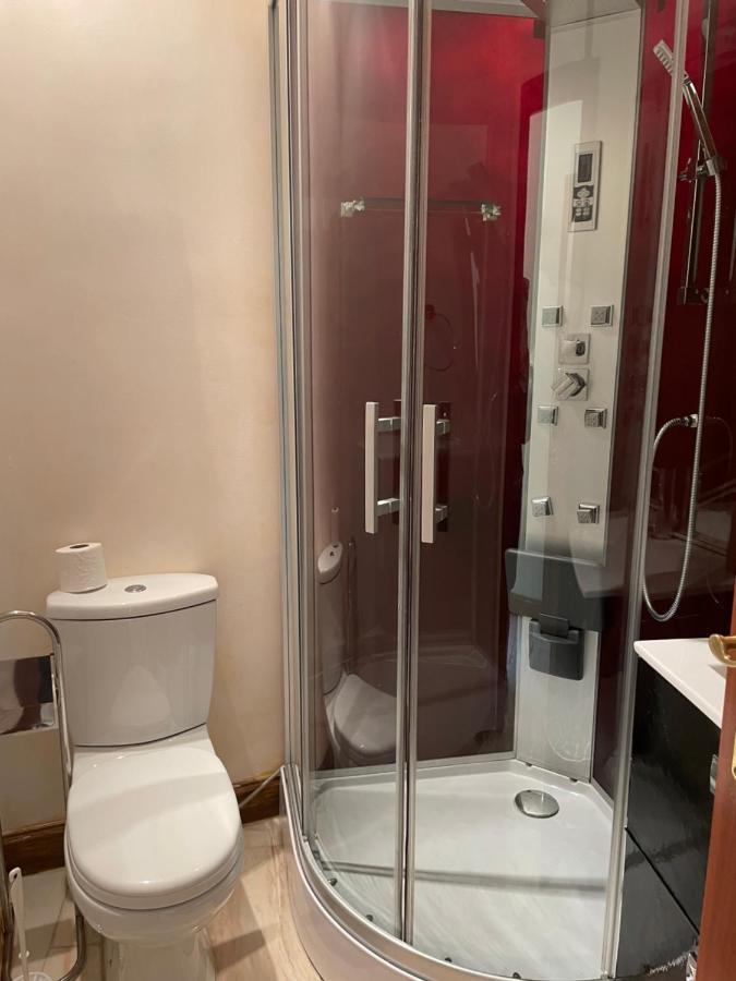 Hostal El Nuevo Salau กูดีเยโร ภายนอก รูปภาพ